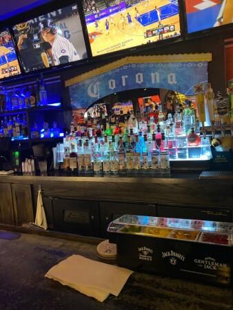 Best Sports Bars in Bayshore - Changing Times Pub