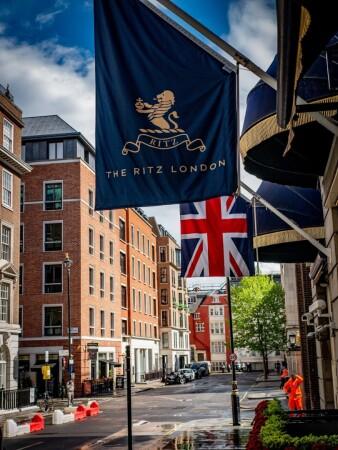 Best Sports Bars in London - Blue Posts