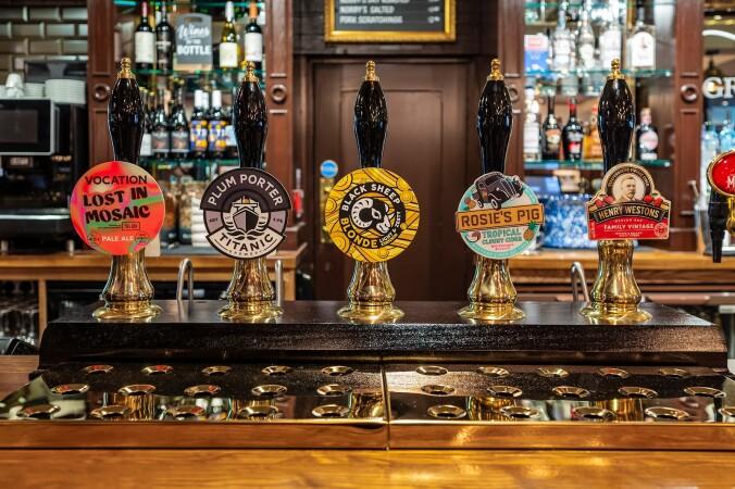 Best Sports Bars in London - Green Man