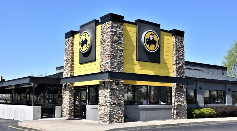Best Sports Bars in Beloit - Buffalo Wild Wings @ Beloit, Wi