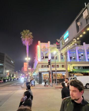 Best Sports Bars in Long Beach - Shannons On Pine