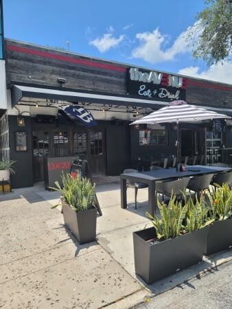 Best Sports Bars in Saint Petersburg - Avenue