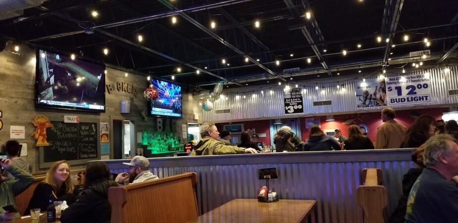 Best Sports Bars in Chesapeake - Buckets Bar And Grill