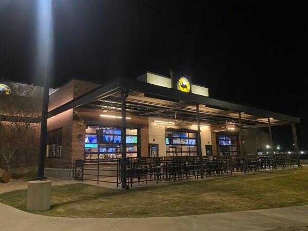 Best Sports Bars in Abilene - Buffalo Wild Wings @ Abilene, Tx - E Overland Trl.