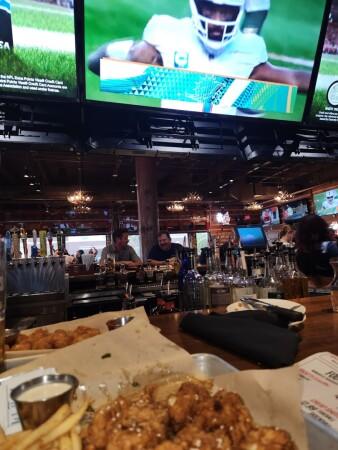 Best Sports Bars in Orlando - Twin Peaks Restaurant @ Lake Buena Vista