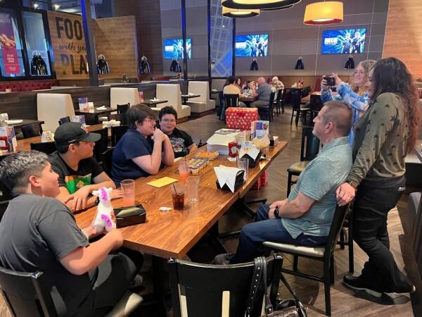Best Sports Bars in Tucson - Dave & Busters @ Tucson