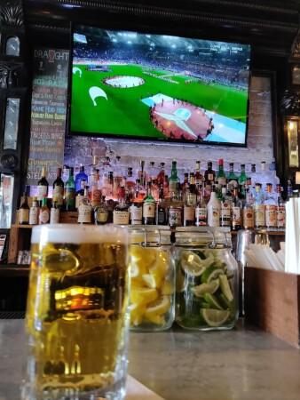 Best Sports Bars in Hoboken - Green Rock Tap & Grill