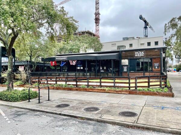 Best Sports Bars in Saint Petersburg - Park & Rec Dtsp