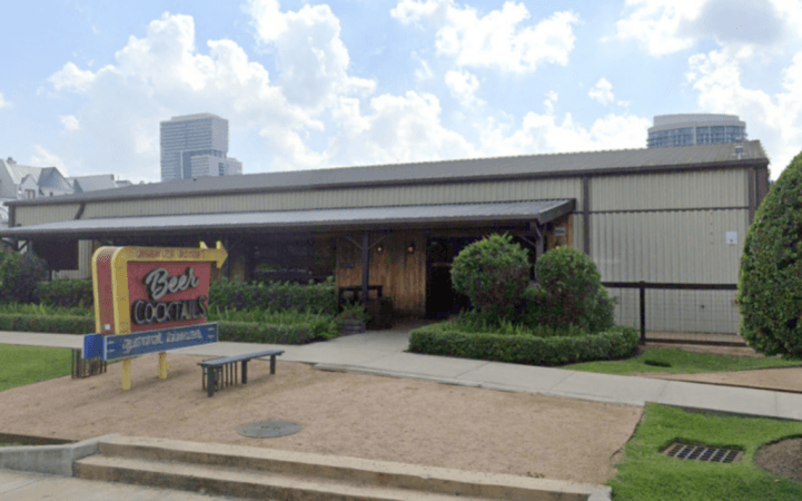 Best Sports Bars in Houston - Kirbys Ice House