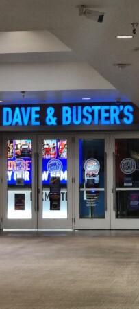 Best Sports Bars in Anchorage - Dave & Busters @ Anchorage