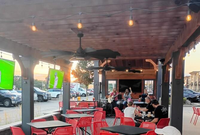Best Sports Bars in Roselle - Rookies Sports Bar @ Roselle