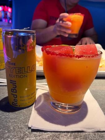 Best Sports Bars in Louisville - Dave & Busters @ Louisville