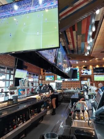 Best Sports Bars in Tomball - Bombshells @ 249