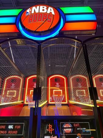 Best Sports Bars in Shenandoah - Dave & Busters @ Shenandoah