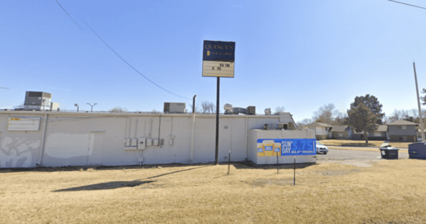 Best Sports Bars in Wichita - Quincy's Bar & Grill