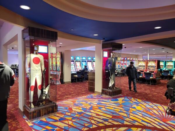 Best Sports Bars in Rockford - Rockford Casino