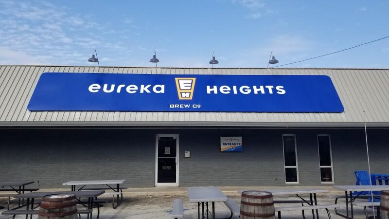 Best Sports Bars in Houston - Eureka Heights Brew Co.