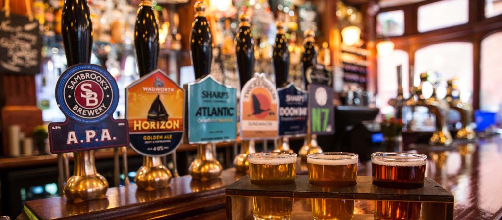 Best Sports Bars in Covent Garden - Crown & Anchor