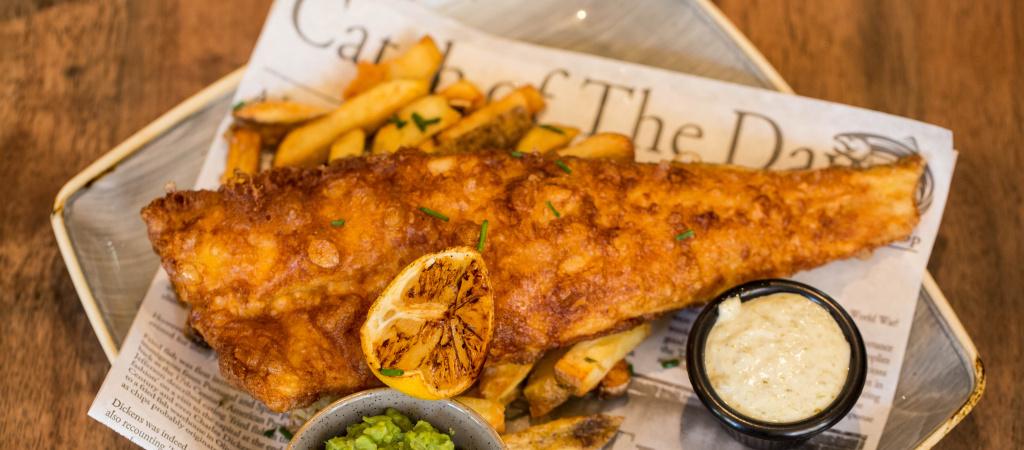 Best Sports Bars in Covent Garden - Crown & Anchor