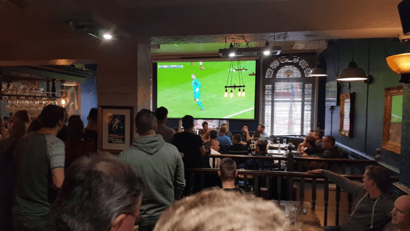 Best Sports Bars in London - De Hems Dutch Cafe