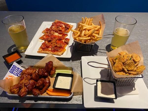 Best Sports Bars in Long Beach - Dave & Busters @ Long Beach, Ca