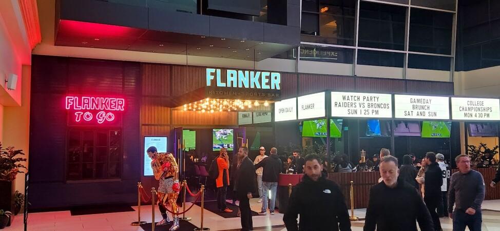 Best Sports Bars in Las Vegas - Flanker Kitchen Sports Bar @ Las Vegas