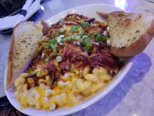 Best Sports Bars in Crystal Lake - Rookies Sports Bar & Grill @ Crystal Lake