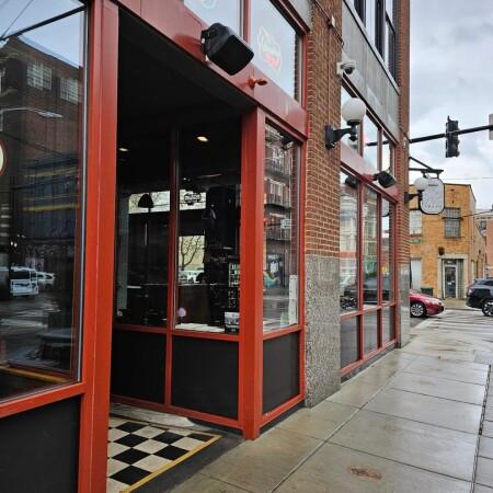 Best Sports Bars in Cincinnati - Taglio Bar And Pizzeria