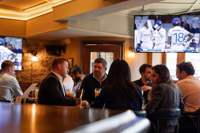 Best Sports Bars in London - Albion