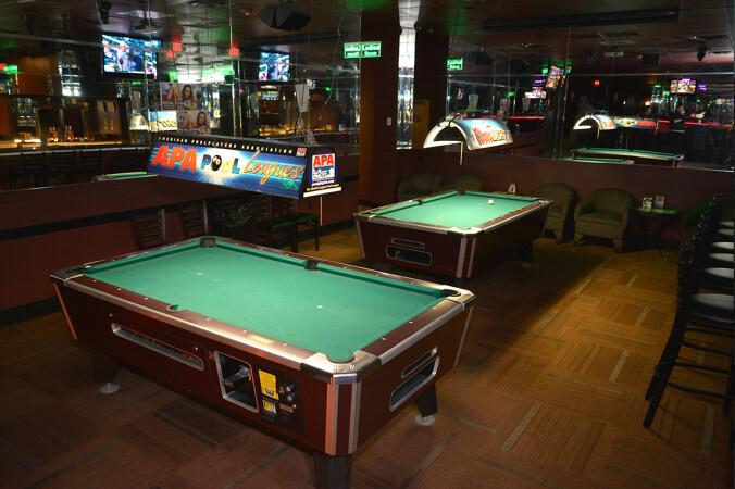 Best Sports Bars in Philadelphia - Club Risque @ North East