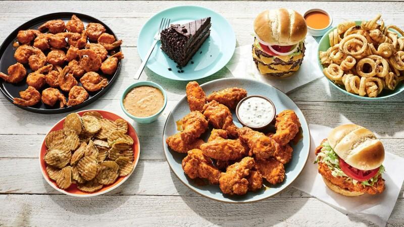 Best Sports Bars in Chantilly - Hooters @ Chantilly