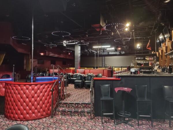 Best Sports Bars in Hallandale Beach - Scarletts Cabaret Miami