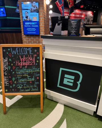 Best Sports Bars in Perryville - ESPN BET @ Hollywood Casino Perryville