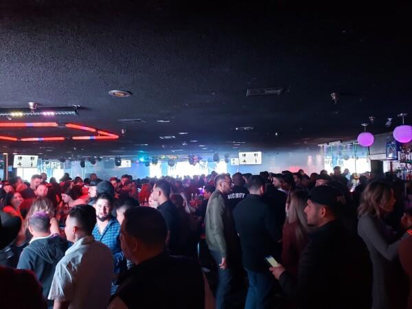 Best Sports Bars in Fresno - Aldos Nightclub