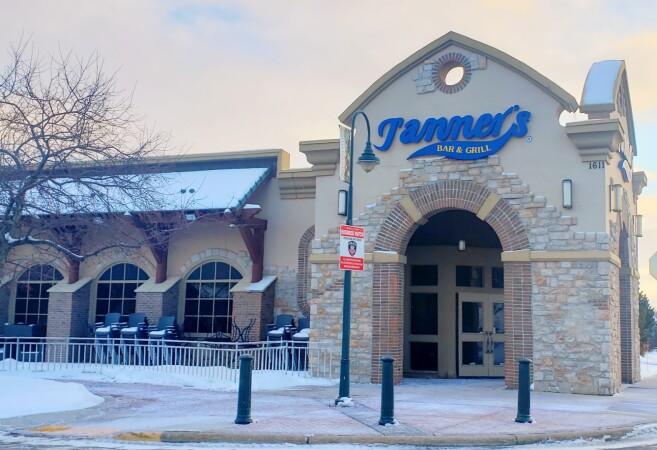 Best Sports Bars in Middleton - Tanners Bar And Grill @ Middleton