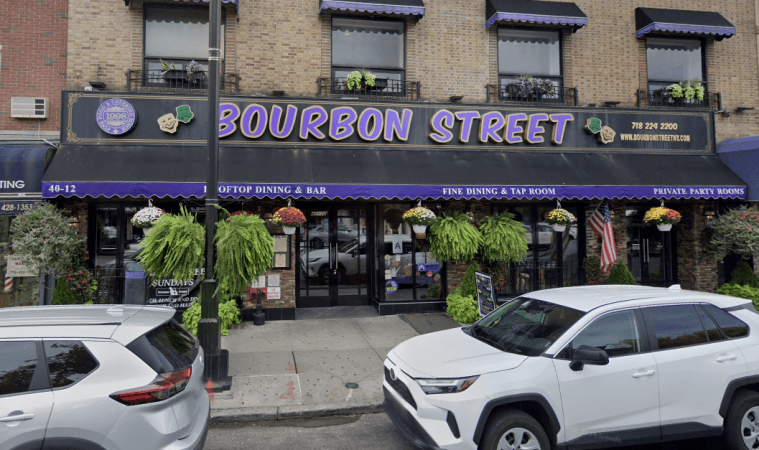 Best Sports Bars in Bayside - Bourbon Street