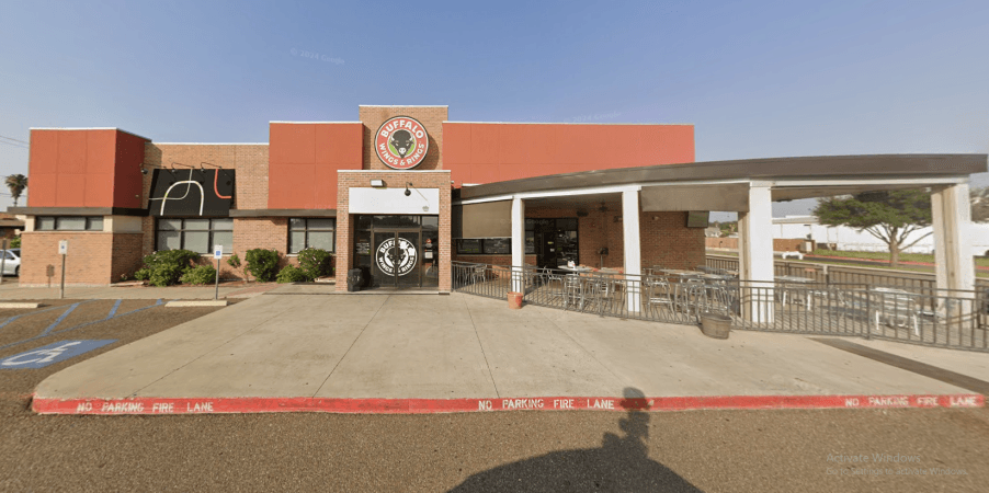 Best Sports Bars in Laredo - Wings & Rings @ Laredo, Tx