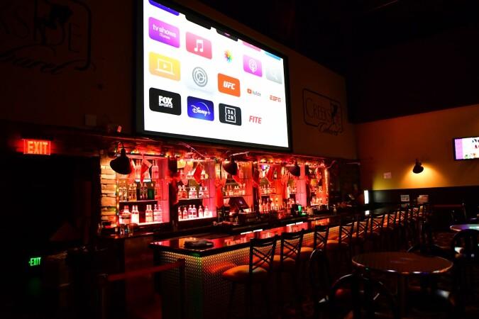 Best Sports Bars in Colmar - Creekside Cabaret