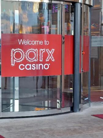 Best Sports Bars in Bensalem - Beer Garden @ Parx Casino