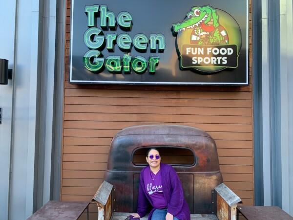 Best Sports Bars in Irving - Green Gator @ Irving