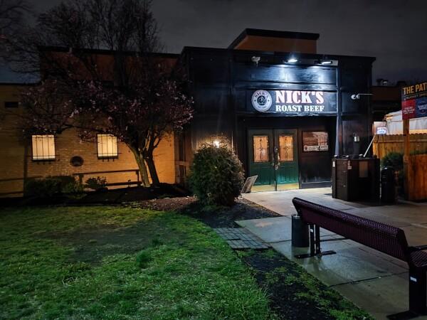 Best Sports Bars in Philadelphia - Nicks Roast Beef