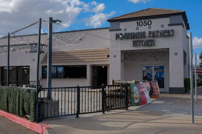 Best Sports Bars in Chandler - Founding Fathers Kitchen