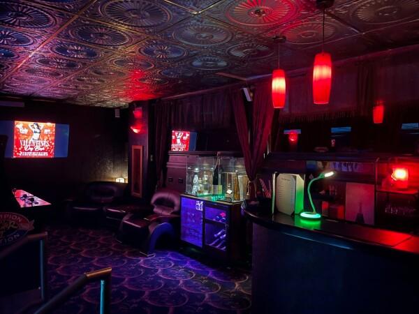 Best Sports Bars in Portland - Ricks Cabaret Steakhouse @ Portland