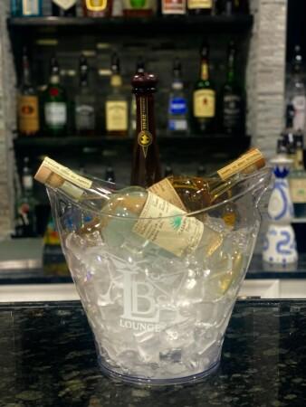 Best Sports Bars in Philadelphia - Lb's Lounge