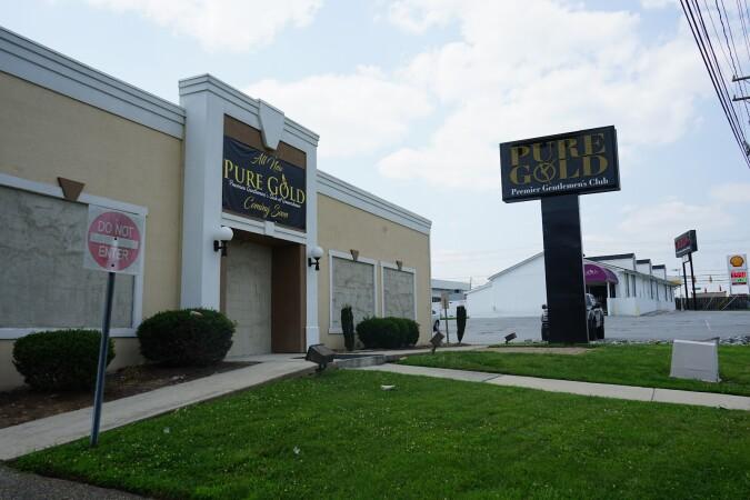Best Sports Bars in Greensboro - Pure Gold Premier Gentlemen's Club Of Greensboro