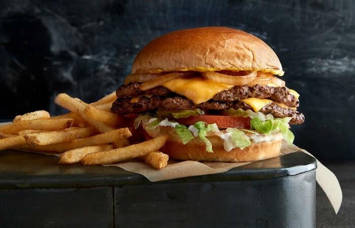 Best Sports Bars in South Portland - Buffalo Wild Wings @ South Portland, Me