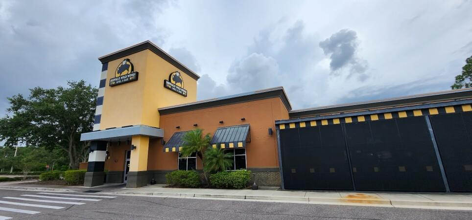 Best Sports Bars in Daytona Beach - Buffalo Wild Wings @ Daytona Beach, Fl
