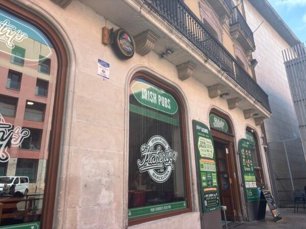 Best Sports Bars in Barcelona - Flaherty's Irish Pub