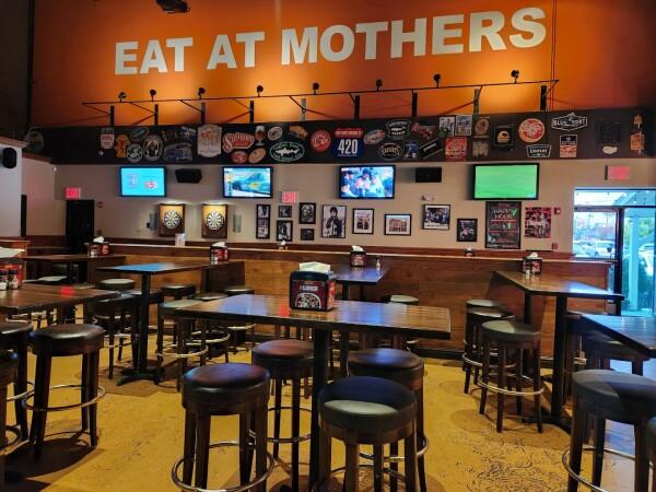 Best Sports Bars in Garden City Park - Your Mothers House