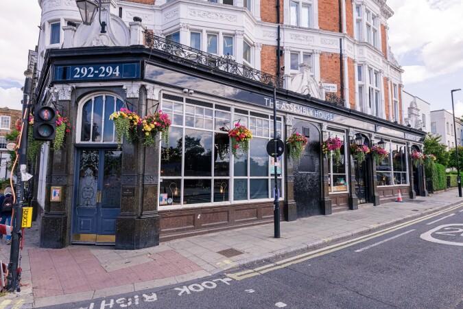 Best Sports Bars in Kentish Town - Assembly House